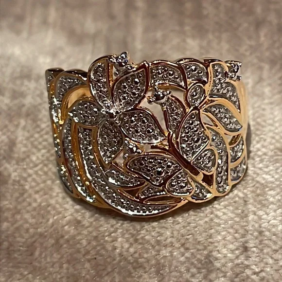 Gold Flower & Butterfly Ring New! Size  9 Diamond Chip - Picture 7 of 9